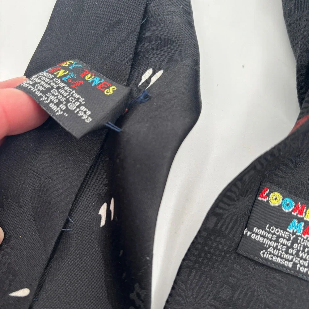 Vtg Looney Tunes‎ Neck Ties Daffy Duck Tazmanian Devil Lot of 3